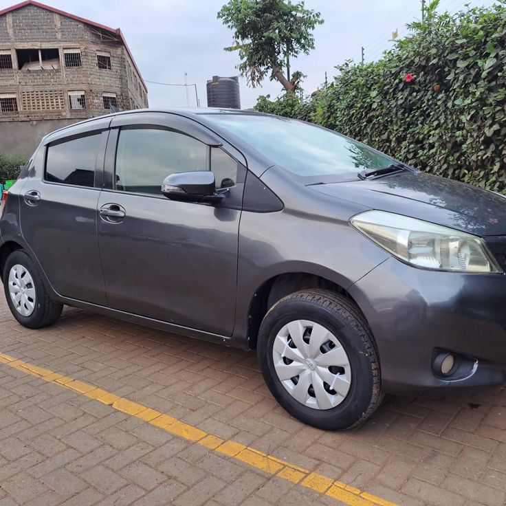 Our Fleet toyota vitz 1300cc 2wd yom 2011 ksh 650,000 pocket